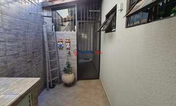 Imagem 6: Garagem coberta para 04 carros