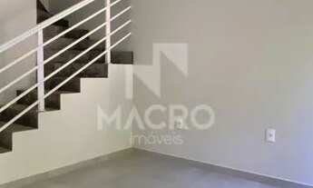 Imagem 3: Geminado Duplex Casa com 2 dormitórios