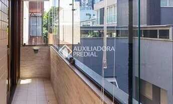 Imagem 6: Apartamento para venda tem 113 metros quadrados com 3 quartos em Petrópolis - Porto Alegre