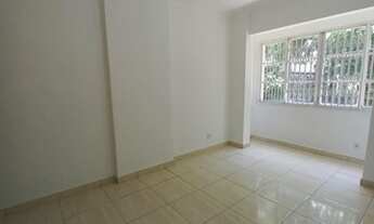 Imagem 2: Apartamento para aluguel possui 42 metros quadrados com 1 quarto em Centro - Rio de Janeir