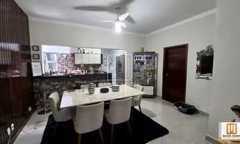 Imagem 3: Casa (térrea na rua) 4 dormitórios/suite, cozinha planejada