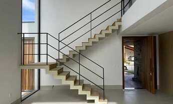 Imagem 4: Raridade de Alto Padrão em Taubaté - Green Park - 3 Suítes - Piscina e Vista para o Campo