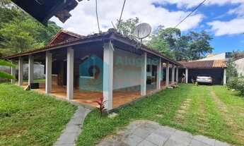 Imagem: Casa para venda tem 245 m2 com 4 quartos