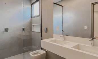 Imagem 6: Casa de condomínio para venda possui 253 metros quadrados com 3 quartos