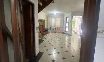 Imagem: Sobrado com 4 dorms, área gourmet, sala