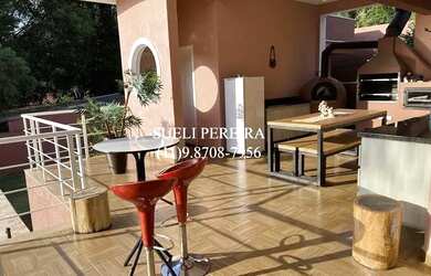 Imagem 3: Granja Viana - Casa de condomínio para venda possui 621 metros quadrados com 4 quartos