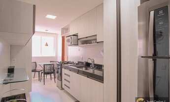Imagem 7: Apartamento em andar ALTO com 3 quartos sendo 2 suítes, TODO PROJETADO e com VISTA PARA O