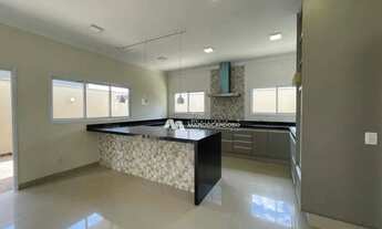 Imagem 2: Casa com 3 dormitórios, 205 m² - venda por R$ 1.100.000,00 ou aluguel por R$ 6.135,00/mês