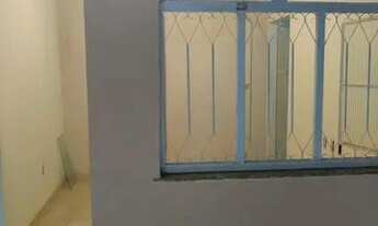 Imagem 2: Alugo casa no Centro de Guapimirim, rua do BRA