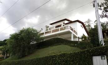 Imagem 2: Casa de condomínio sobrado para venda/troca possui 320 metros quadrados com 4 quartos