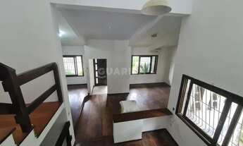 Imagem 2: Casa de 5 dormitórios no Bairro Teresópolis