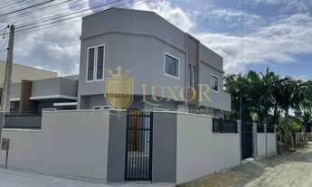 Imagem: Sobrado geminado na Meia Praia em Navegantes