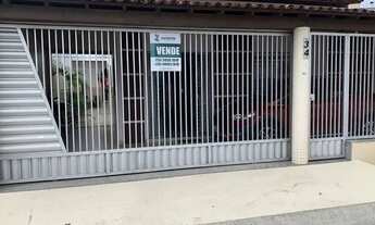 Imagem: OPORTUNIDADE - CASA COM QUATRO QUARTOS SENDO