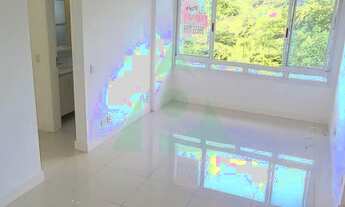 Imagem 7: PORTO ALEGRE - Apartamento Padrão - PARTENON