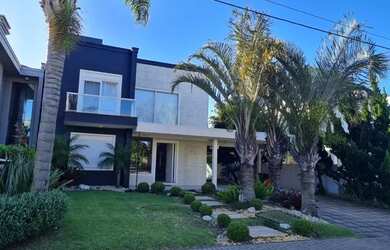 Imagem 3: Elegance Imóveis: Casa localizada no condomínio Velas da Marina