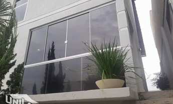 Imagem: Unilar Imóveis - Casa duplex à venda