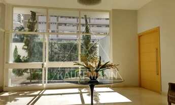 Imagem 2: Higienópolis - 250m² AU - 3 dormitórios/2 suites/2 vaagas