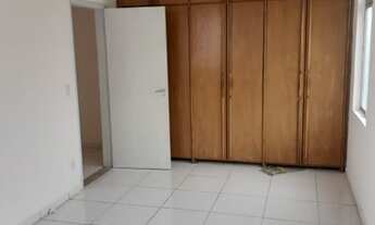 Imagem 3: Apartamento para aluguel possui 828 metros quadrados com 3 quartos