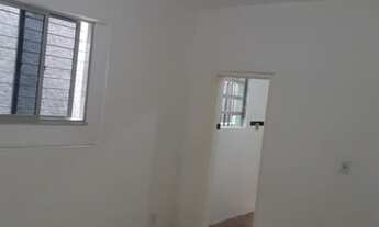 Imagem 3: Kitnet/conjugado para aluguel possui 30 metros quadrados com 1 quarto