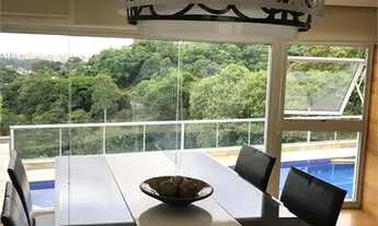 Imagem 3: Linda Mansão ao pé da Serra da Cantareira