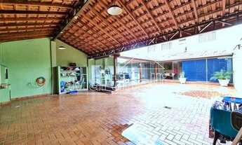 Imagem 2: Casa Sobrado Padrão em Ribeirão Preto