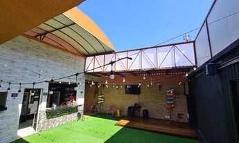 Imagem 3: Alípio de Melo, Casa Comercial, 240m², Localização Privilegiada, Estrutura p/ Restaurante!