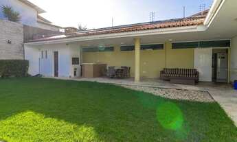 Imagem 2: Casa duplex com piscina para venda no Calhau