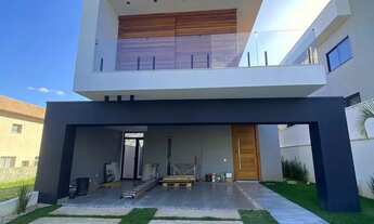 Imagem: Aconchegante sobrado disponível para locação