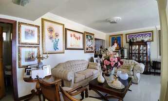 Imagem 3: Imóvel para venda possui 218 metros quadrados com 4 quartos em Pituba - Salvador - BA