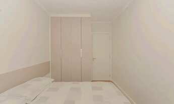 Imagem 15: Casa com 3 Quartos (1 Suíte) à Venda no Bairro Santa Cândida, Curitiba