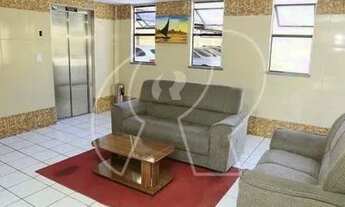 Imagem 2: Ótima localização, 02 quartos (Sendo 01 suíte), DCE, sala, cozinha, área de serviço, wc so