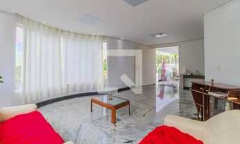 Imagem 4: Casa à Venda - Bandeirantes, 6 Quartos, 700 m2