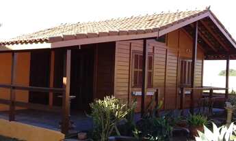 Imagem 2: LINDA CASA DE MADEIRA À VENDA - PRAIA SÊCA, 70 m² COM VISTA PARA A LAGOA VERMELHA!