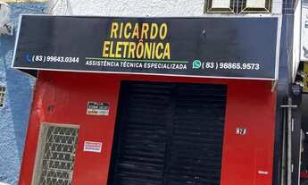 Imagem: AP e PONTO COMERCIAL por trás da Olacanti