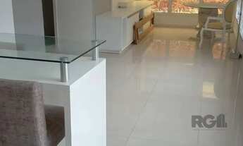 Imagem 2: Apartamento com TERRAÇO, localizado num dos mais sofisticados bairros de Porto Alegre, bai