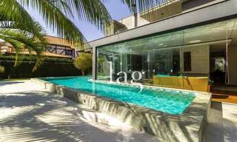 Imagem: Casa com 4 suítes à venda, 420 m² por