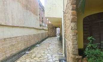 Imagem 3: Casa com 7 Kitnets à venda, 460 m² por R$ 850.000 - Miguel Couto - Cabo Frio/RJ