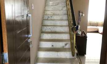 Imagem 2: Casa com 4 quartos (1 suíte), dependência completa, 216m² de área em Brotas - Salvador - B