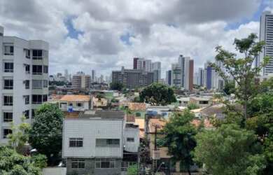 Imagem 3: Apartamento para venda possui 54 metros quadrados com 2 quartos em Madalena - Recife - Per
