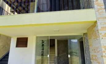 Imagem 2: Chalé 2 Quartos em Penedo. Triplex com lareira. Super charmoso. 2kms da cachoeira