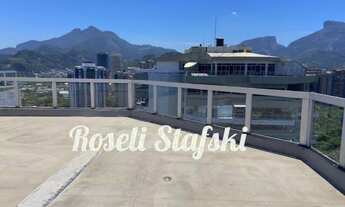 Imagem 4: Cobertura duplex à venda na orla da Barra da Tijuca com projeto pronto para obra