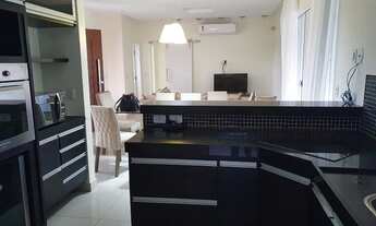 Imagem 3: Casa de condomínio para venda possui 500 metros quadrados com 4 quartos