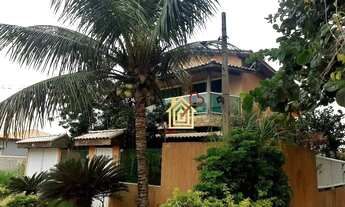 Imagem 2: Ótima casa com 3 dormitórios à venda, 247 m² por R$ 430.000,00 - Unamar - Cabo Frio/RJ