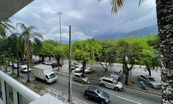 Imagem 6: Apartamento para venda possui 60 metros quadrados com 2 quartos em Lagoa - Rio de Janeiro