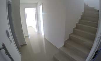 Imagem 4: Apto duplex novo e frente rua com Escritura no Centrinho dos Ingleses