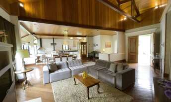 Imagem 2: Casa maravilhosa à venda em bairro nobre - Campos do Jordão/SP