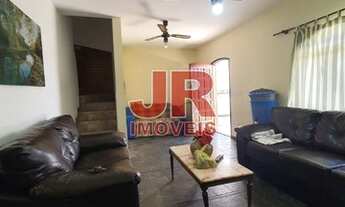 Imagem 6: Ótima casa duplex , 03 quartos, próximo a praia. Para quem deseja investir & Reformar