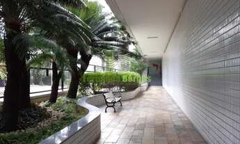 Imagem 3: Apartamento para Venda em Recife, Casa Amarela, 4 dormitórios, 3 suítes, 1 banheiro, 3 vag