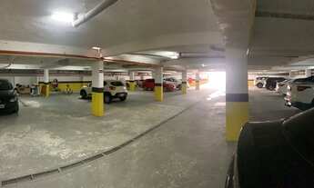 Imagem 3: Alto luxo CASA em Villaggio 4 suites c/piscina e churrasqueira Guarujá