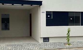 Imagem: Casa novinha em condomínio fechado na praia